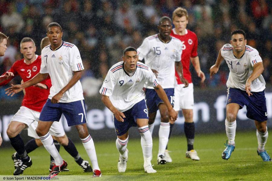 Hoarau et Remy en attaque