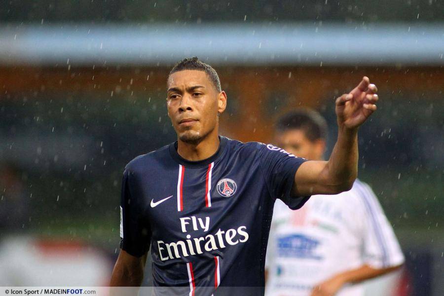Hoarau est sur les tablettes de l'AS Saint-Etienne