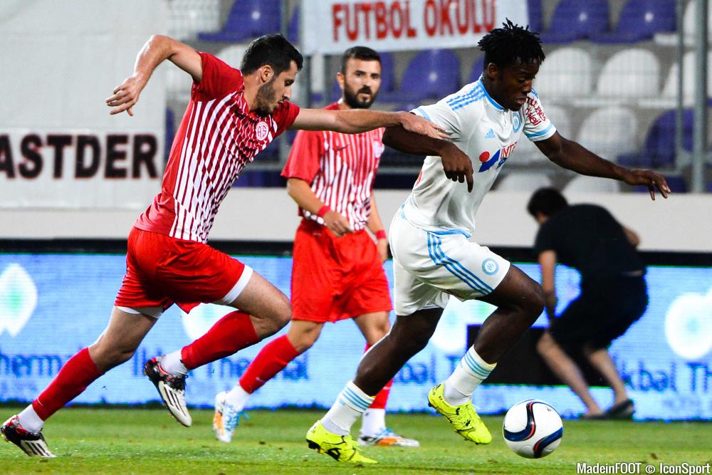 Michy Batshuayi face à Antalyaspor.