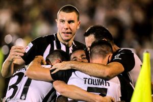 Strahinja Pavlovic devrait bientôt rejoindre la Ligue 1, à Monaco.