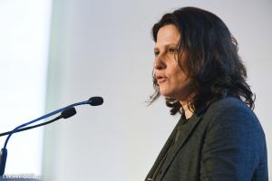 Roxana Maracineanu fustige les banderoles anti-OM.