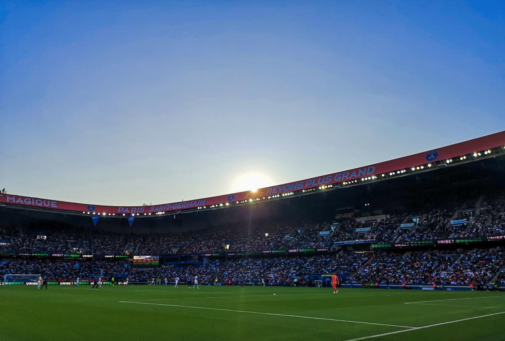 Plus de supporters dans les stades ? 