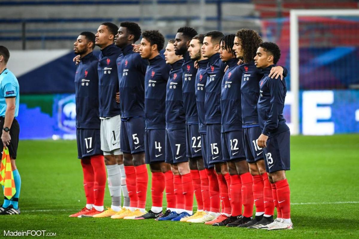 Les compos du match sont là