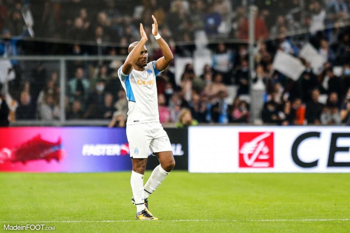 Didier Drogba lors d'un match caritatif au stade Vélodrome