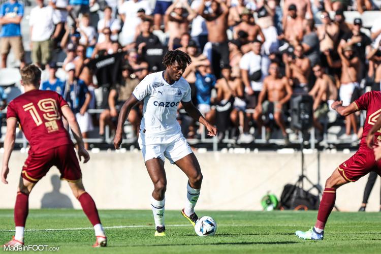 Equipe de France U20 - Isaak Touré remplaçant avec les Bleuets lors du nul contre la Tunisie