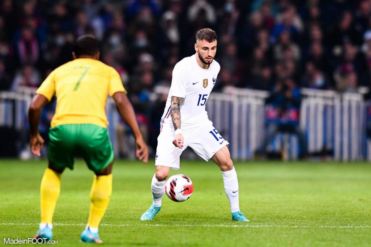 Les compositions d'équipes officielles de France - Autriche