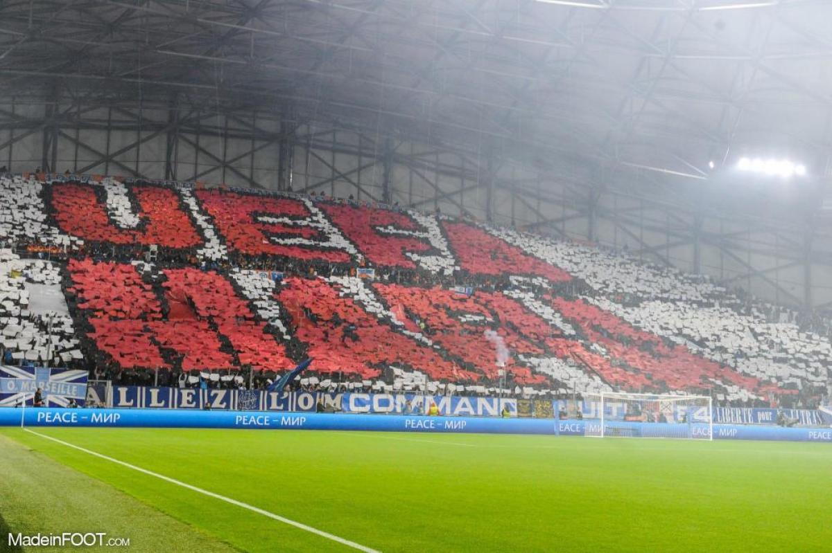 L'UEFA a sanctionné d'un huis clos contre le Sporting Portugal 