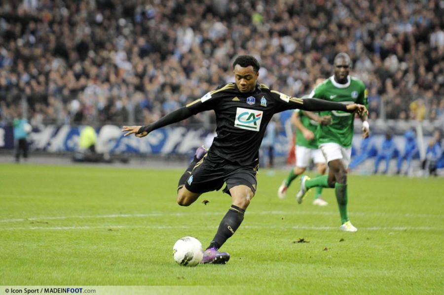 Jordan Ayew reste à l'OM