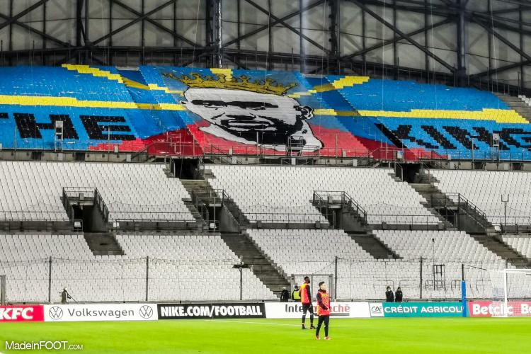 Le tifo des supporters marseillais pour Dimitri Payet