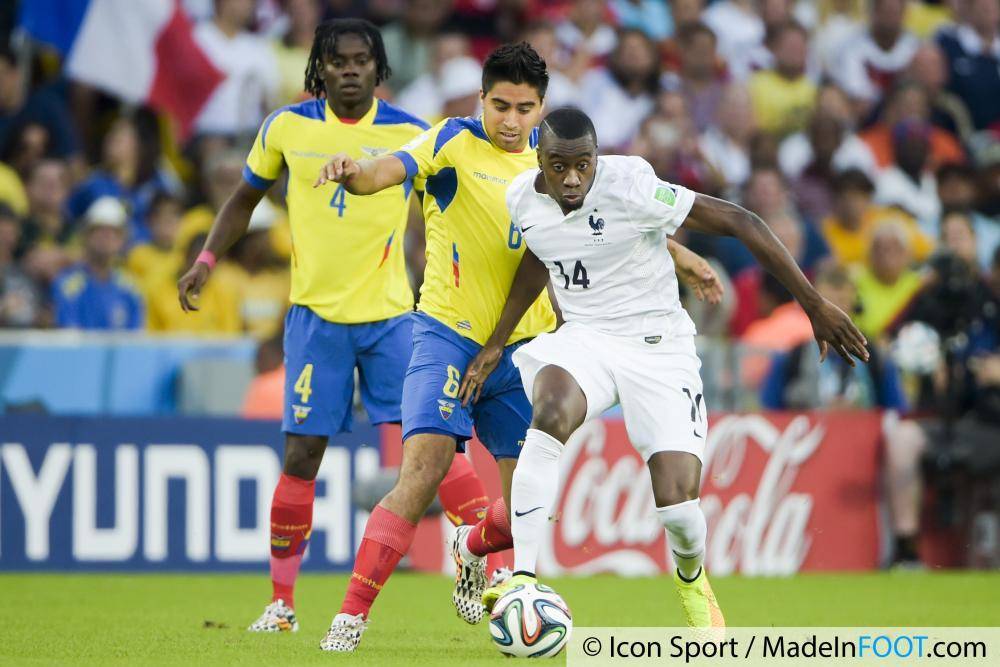 La France a beaucoup poussé mais s'est continuellement heurtée à Dominguez auteur d'un match plein