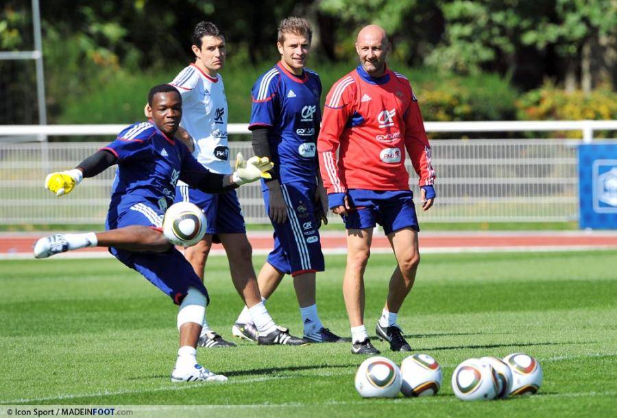 Deschamps veut voir Mandanda n°1 en bleu