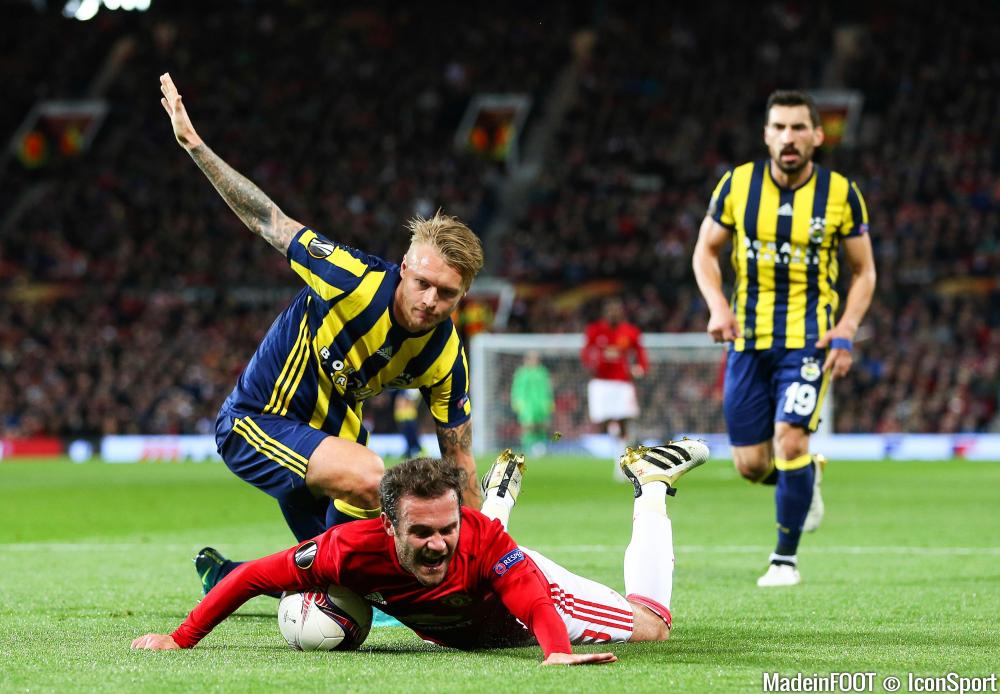Simon Kjaer ne dit pas non à un retour en France...