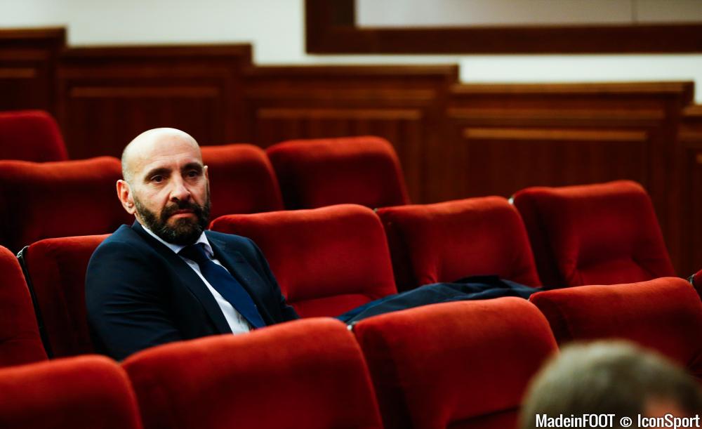 Monchi s'indique contre la presse italienne dans le dossier Strootman