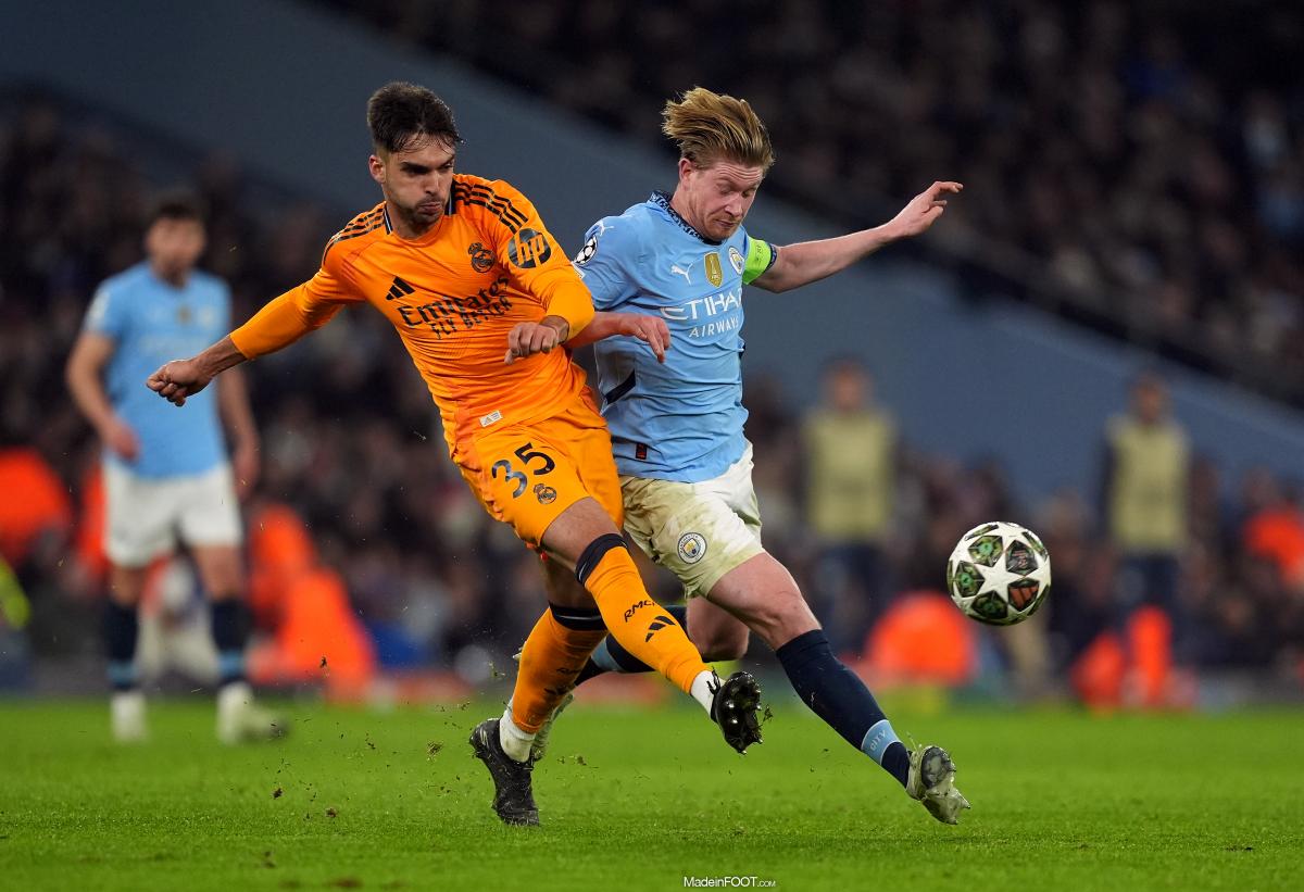 Kevin de Bruyne avec le maillot de Manchester City 