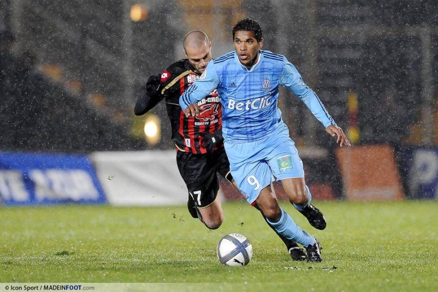 Brandao est incertain pour le déplacement à Brest.