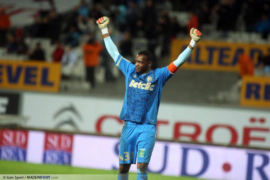 Mandanda veut aller plus loin en Ligue des Champions