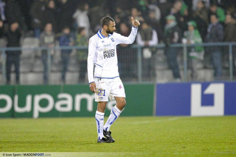 Edouard Cissé voit l'OM dauphin du PSG