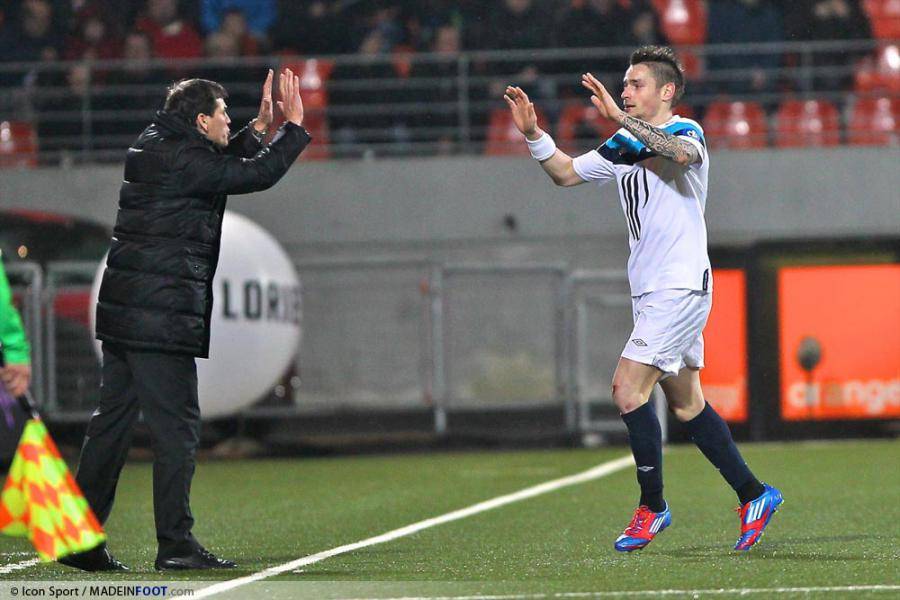 Mathieu Debuchy se verrait bien évoluer sous les ordres de Rudi Garcia à l'OM.