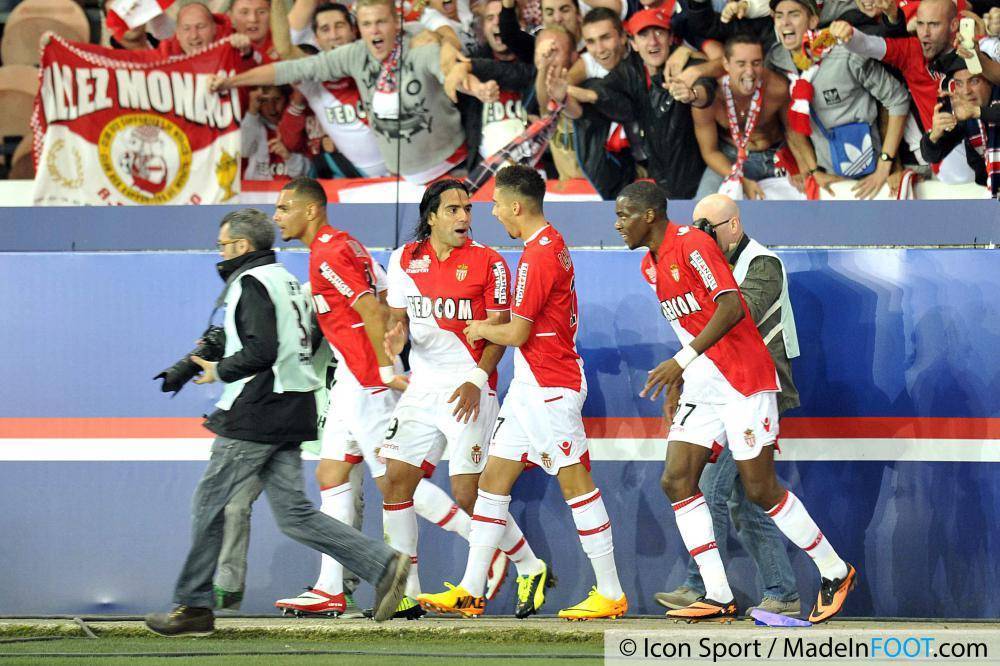 Falcao a rejoint Rivière en tête du classement des meilleurs réalisateurs