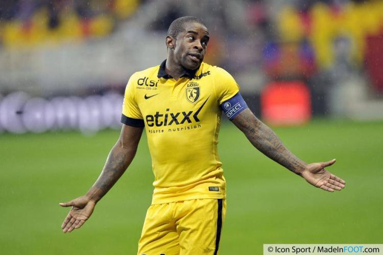 https://photos.madeinmarseillais.com/ligue-1/2014/une/rio-mavuba--15-08-2014-caen---lille--2eme-journee-de-ligue-1-20140817085837-9789.jpg