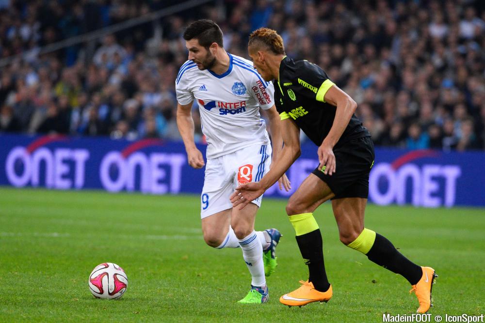 Présentation des enjeux du match entre Nantes et Marseille.