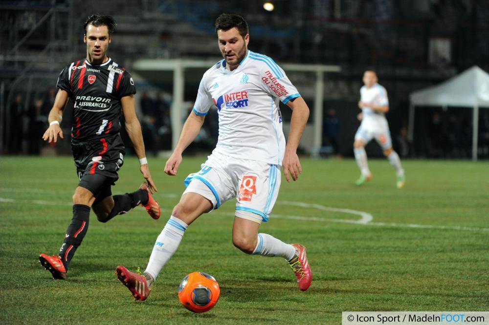 L'Olympique de Marseille s'est relancé en dominant le Valenciennes FC