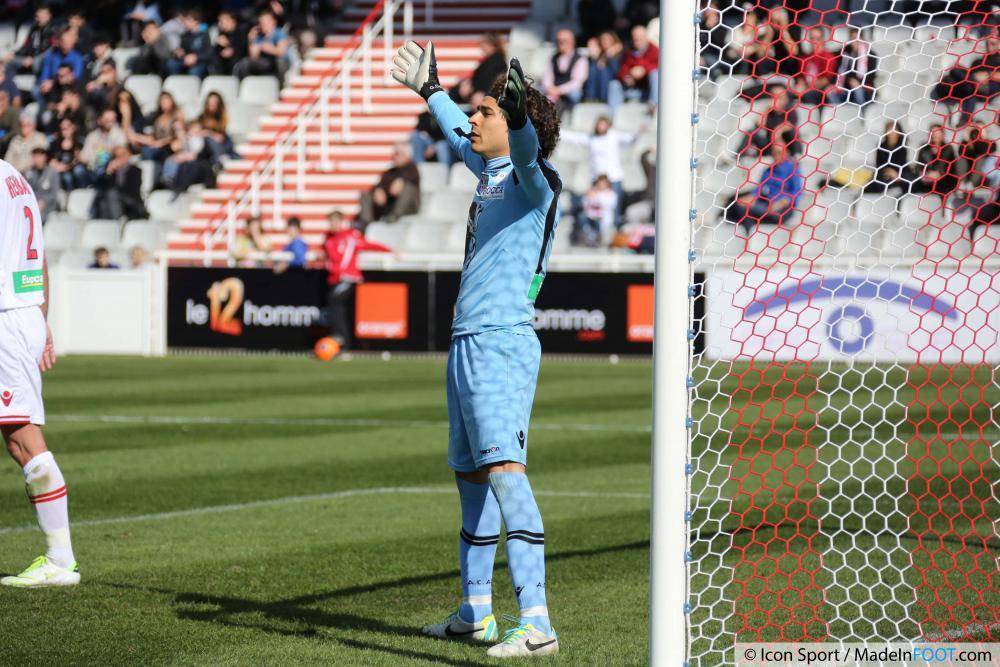 Ochoa a bien du mal à trouver preneur...