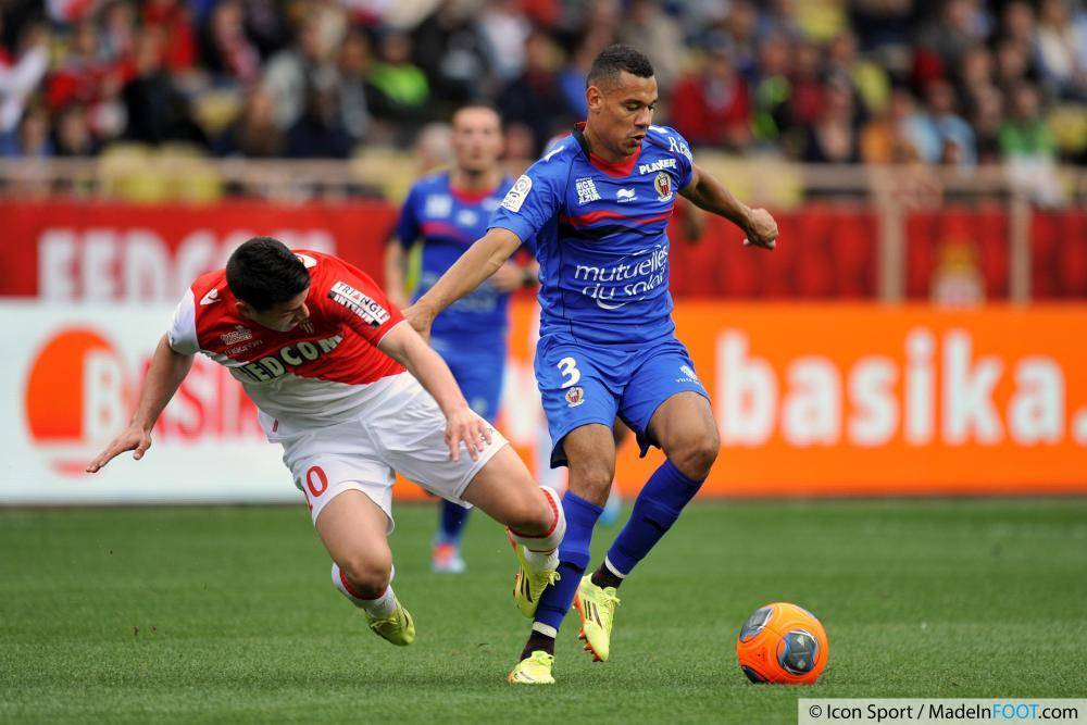 James Rodriguez est en tête du classement des meilleurs passeurs de Ligue 1