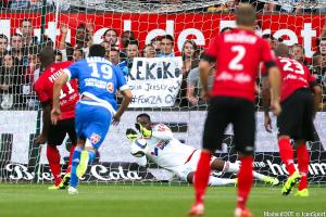 Steve Mandanda est élu joueur de l'année à l'OM.