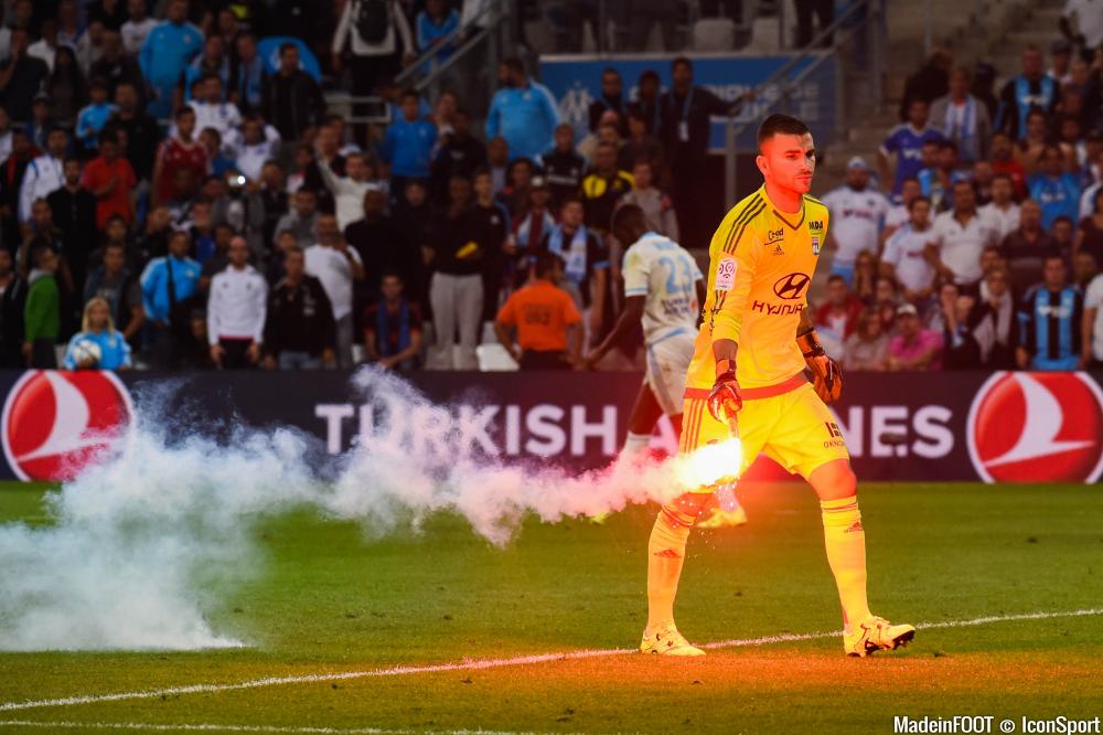 La rencontre entre l'OM et l'OL a été interrompu pendant plus de vingt minutes, dimanche soir
