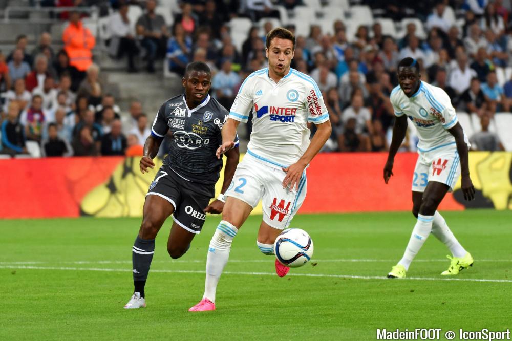 Manquillo garde une bonne cote à l'étranger