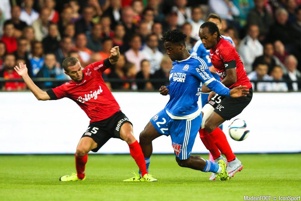 L'album photo de la rencontre entre l'EAG et l'OM.