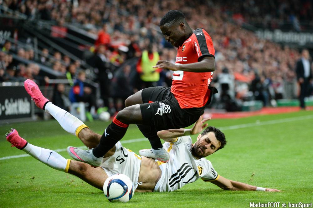 Paul-Geroges Ntep (Rennes) sera éloigné des terrains pendant plusieurs semaines.