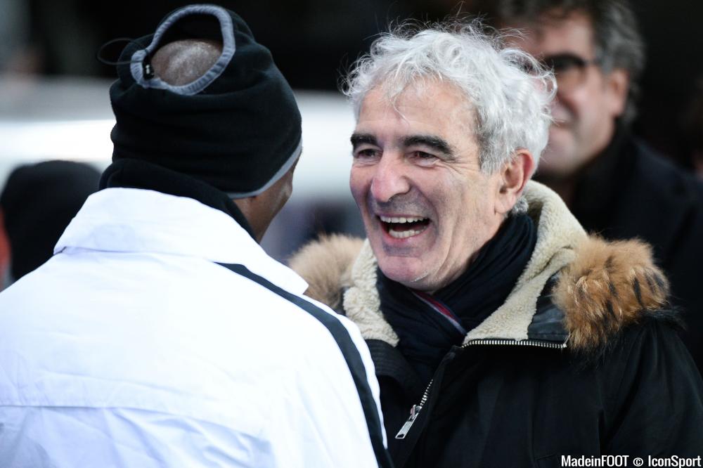 Raymond Domenech se paie l'OM sur Twitter