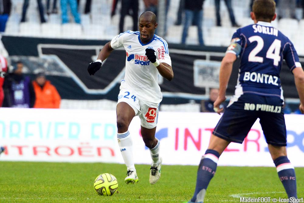 Rod Fanni pourrait quitter Marseille prochainement.