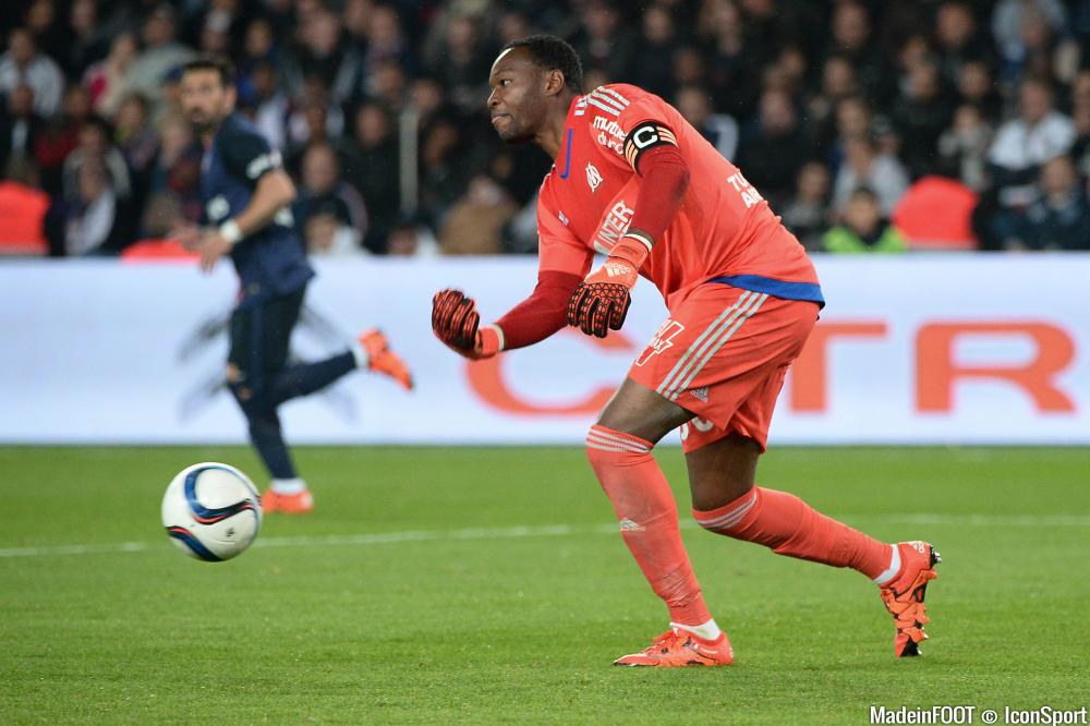 Steve Mandanda serait dans le viseur de Leicester