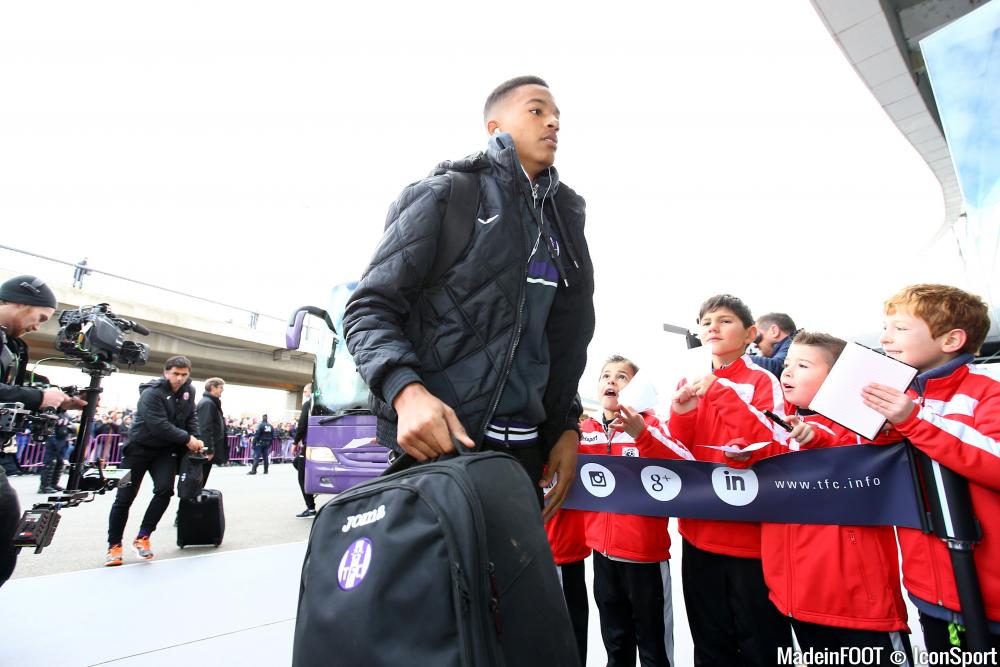 Alban Lafont (TFC) plaît à l'OM.