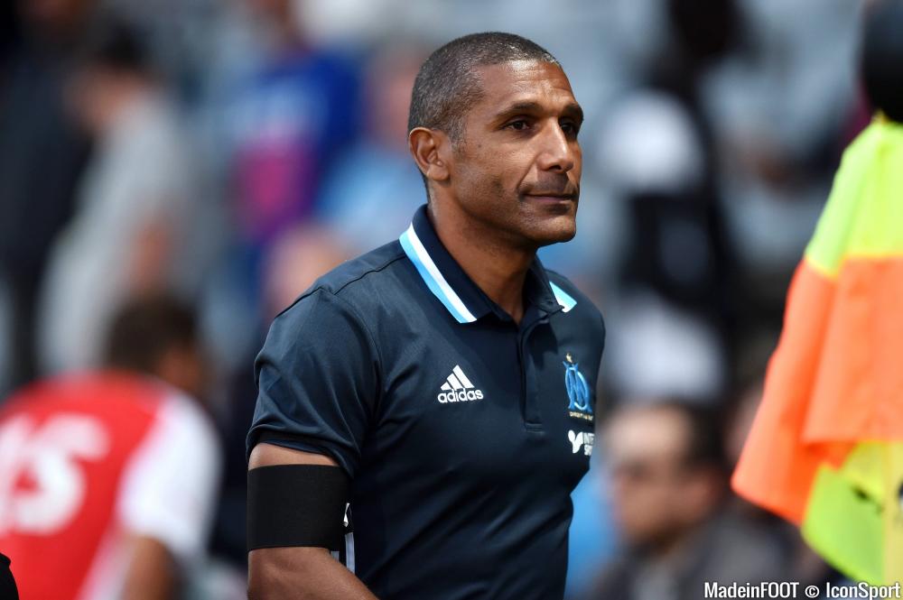 Franck Passi attend encore un milieu offensif