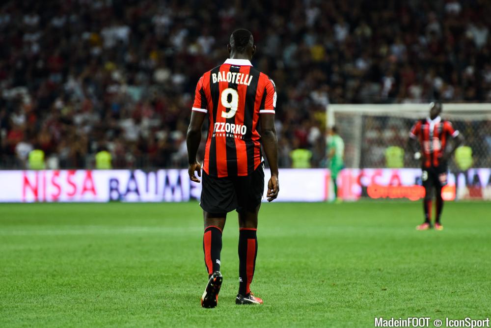 L'OGC Nice aimerait faire signer un nouveau contrat à Mario Balotelli.