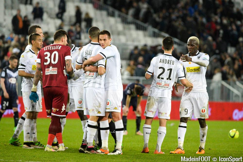 Stéphane Moulin pourra compter sur pratiquement tout son effectif pour la réception de l'OM dimanche