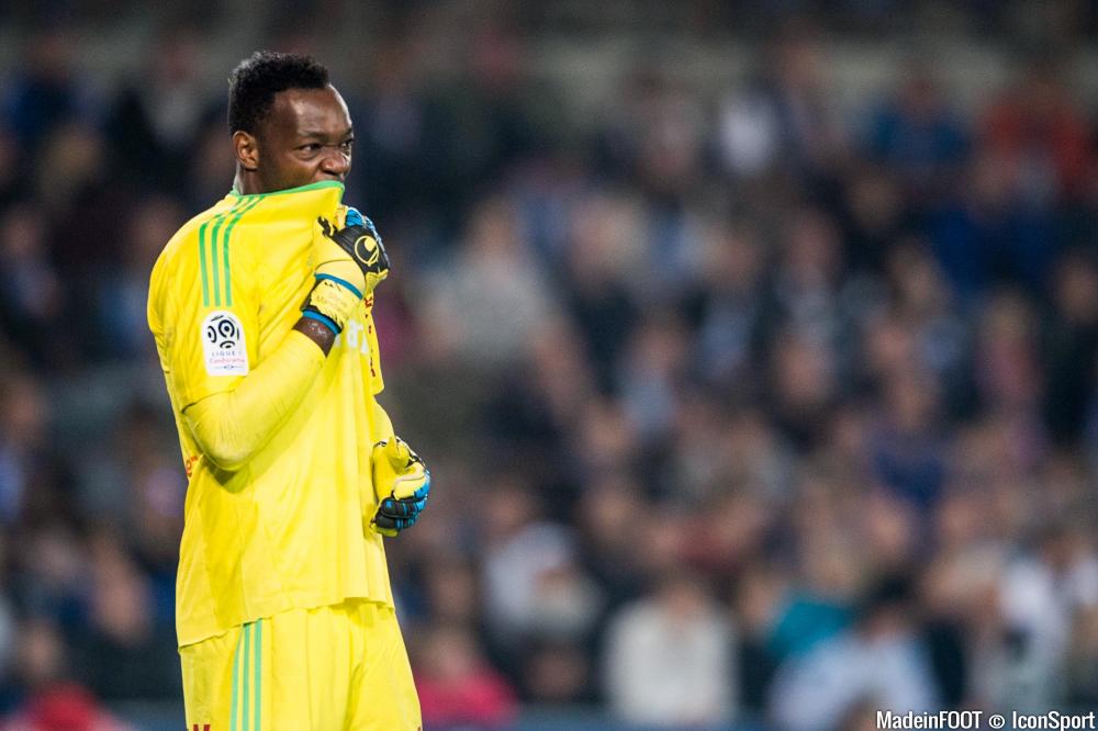 Steve Mandanda encaisse trop de buts à son goût.