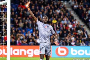 Édouard Mendy, le gardien de but du Stade de Reims, figurerait dans les petits papiers de l'OM.