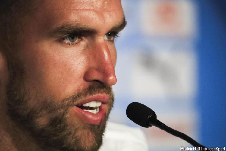 Kevin Strootman a dévoilé sur ses réseaux sociaux les nombreuses insultes et menaces qu'il subi. 