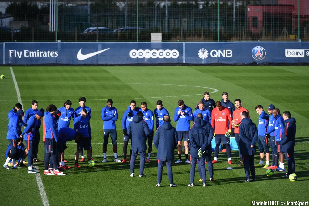 Unai Emery a convoqué son groupe pour ce deuxième Classico de la semaine.