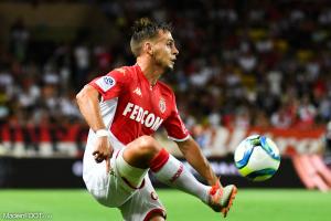 Aguilar est méfiant
