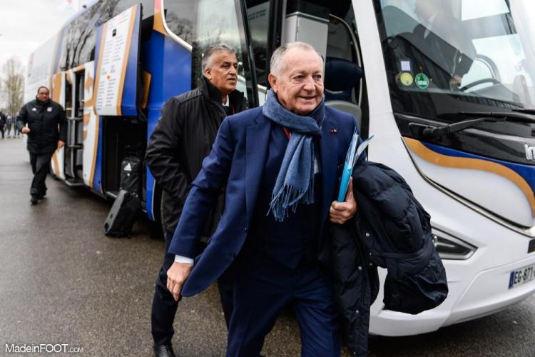 Aulas avait le sourire