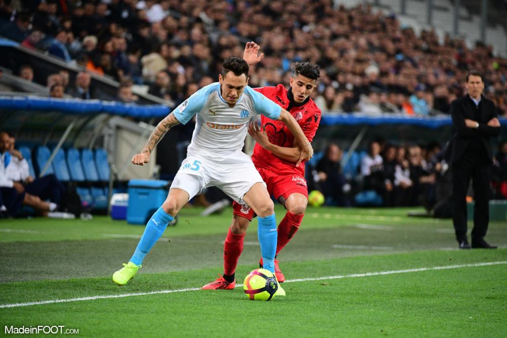 Lucas Ocampos avec le maillot de l'OM