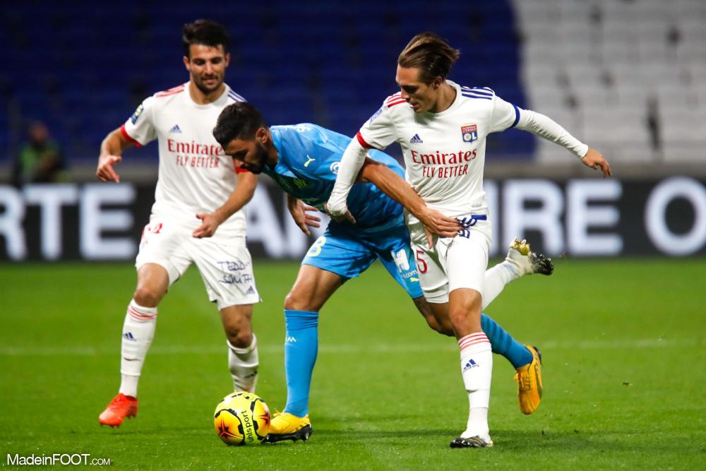 L'album photo du match entre l'Olympique Lyonnais et l'Olympique de Marseille.