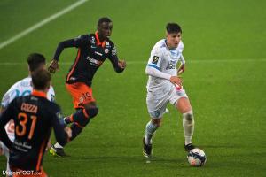 Leandro Balerdi au duel avec Mavididi