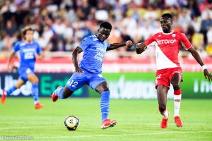 Bamba Dieng contre l'AS Monaco.